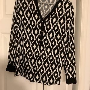 Violet & Claire black and white blouse, size L